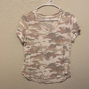 Old navy size small pink camo tee